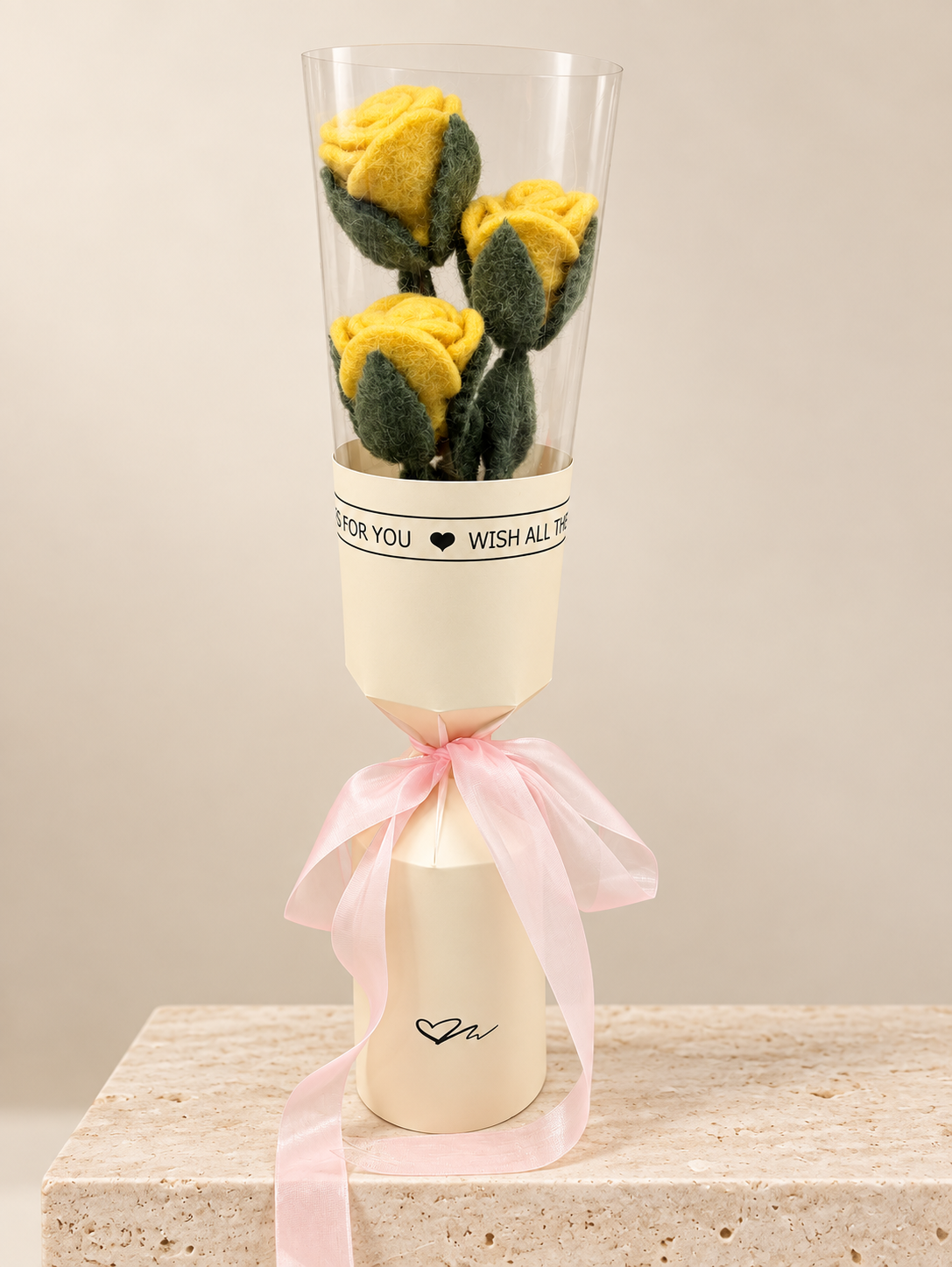 新品上架【梨花娘】💛 LIHUA MAYA|暖金黃玫瑰・高級純羊毛手作花束|精緻禮物包裝・三朵組