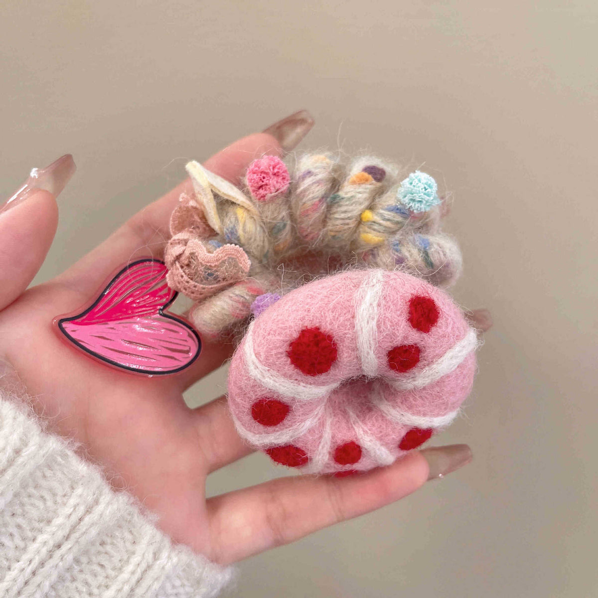 🆕新品上架【梨花瑪雅】(｡♥‿♥｡)甜心🍪毛線電話線不傷髮餅乾髮圈(5色) 韓國連線