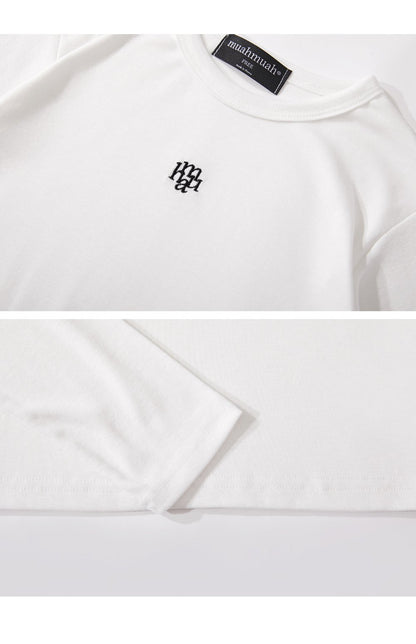 💖韓國暢銷品牌MUAHMUAH 刺繡LOGO 短版百搭修身經典款長袖T恤  (2色)