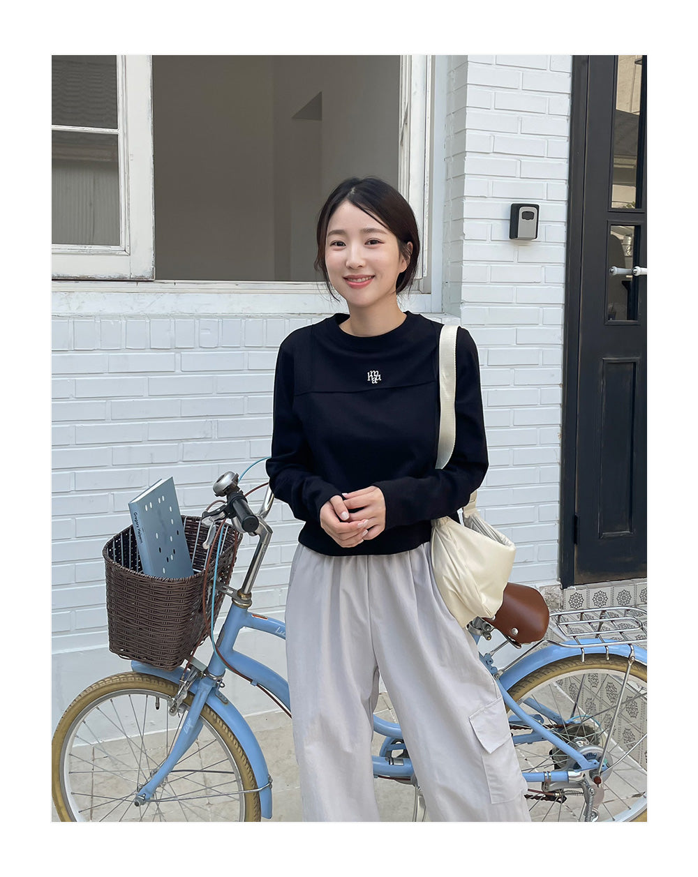 💕韓國暢銷品牌MUAHMUAH 精緻logo立體線條設計薄長袖T恤(3色)