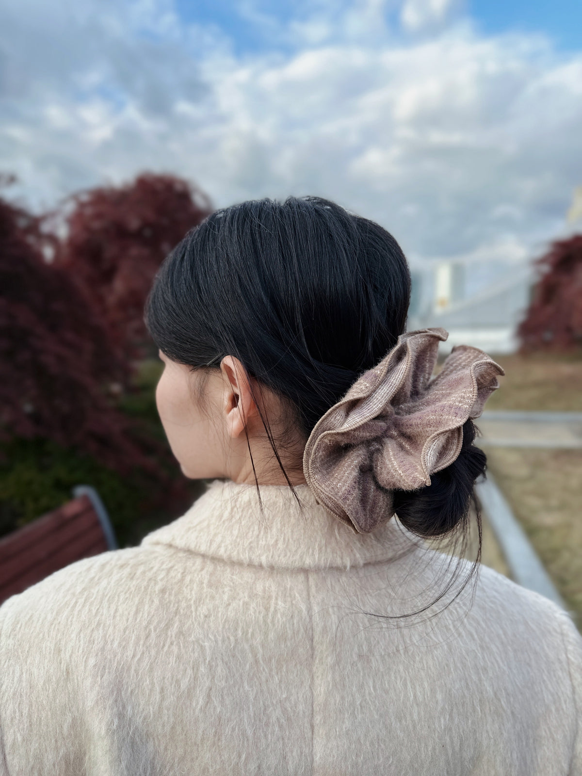 😍新品上架【梨花娘】手工製雙層格紋毛呢氣質高級感花瓣鬆弛感大髮圈(2色) 韓國連線