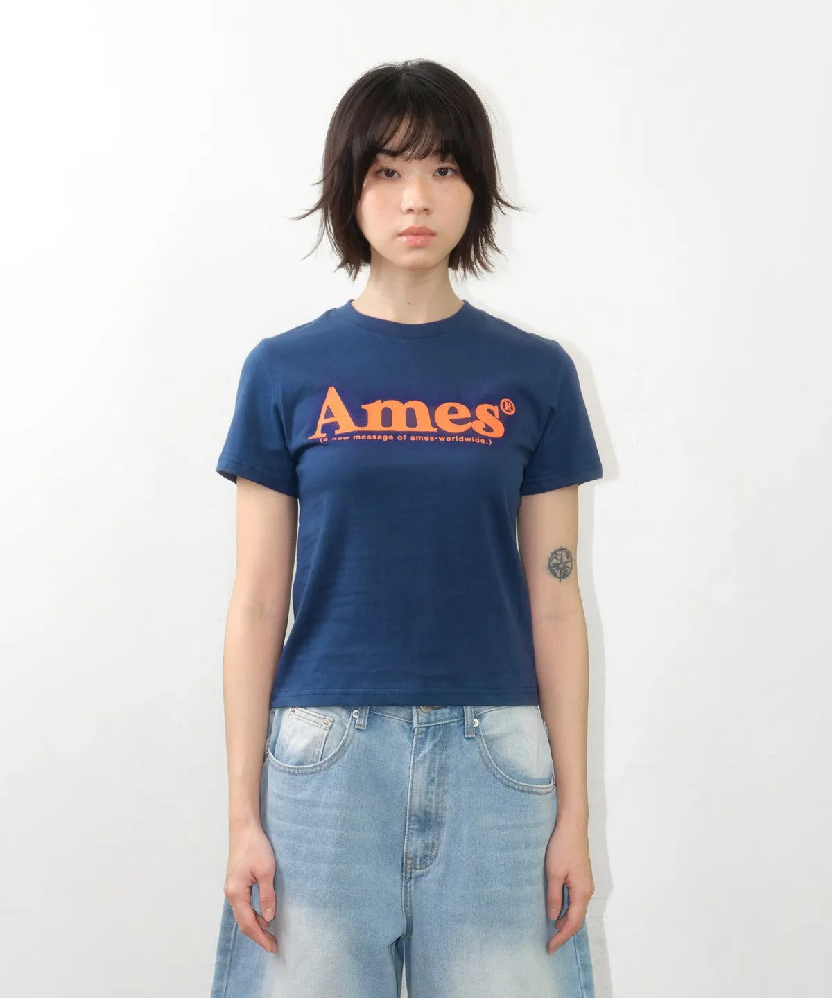 💜新品上架【梨花娘】韓系極簡字母Logo修身短T｜Ames顯瘦氣質百搭上衣、情侶穿搭(S~L)10色